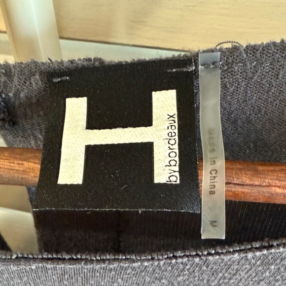 H by Bordeaux Dark Gray Short Sleeve Top - Picture 2 of 6